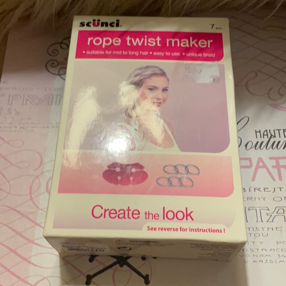 Scunchi rope twist maker braid m. NWT
